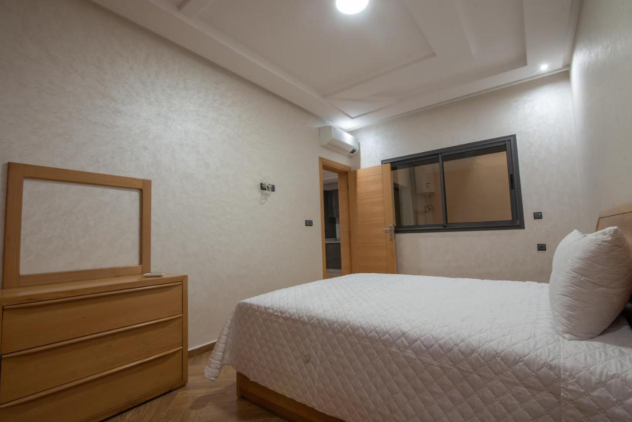 Adam'S Apartments,Self Checkin 6 Mins To Beach Downtown Fiber Optic Wifi Free Parking Same Rules As Hotels Agadir Eksteriør bilde